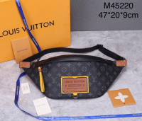 Louis Vuitton·經典黑花牛皮胸包/腰包 Size:47*20*9cm