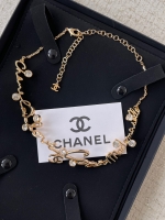 Chanel·鏤空幾何圖案項鏈