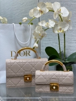 Dior·經典小牛皮菱格手提包小號20cm/大號25cm